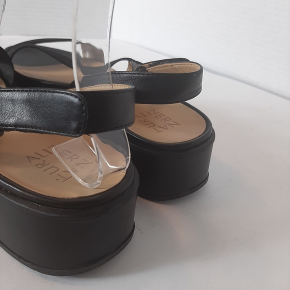 Naturalizer 9.5 WIDE Charlize platform san… - Picture 3 of 7